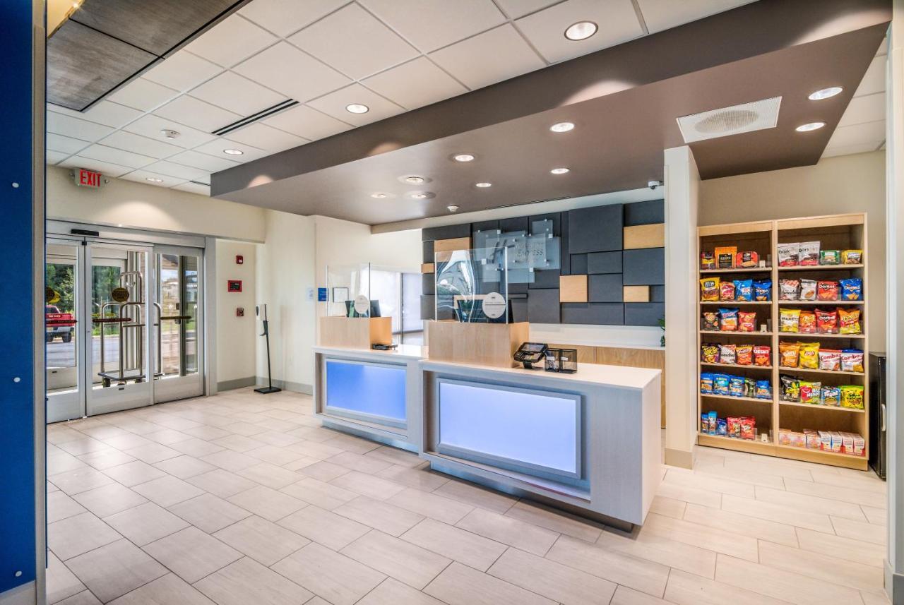 Holiday Inn Express & Suites - Asheboro By Ihg Екстер'єр фото