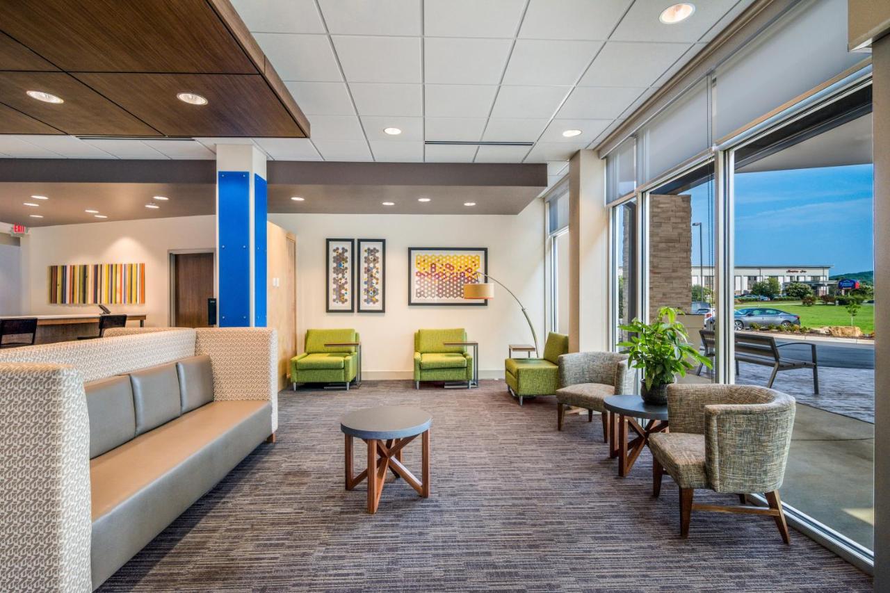 Holiday Inn Express & Suites - Asheboro By Ihg Екстер'єр фото