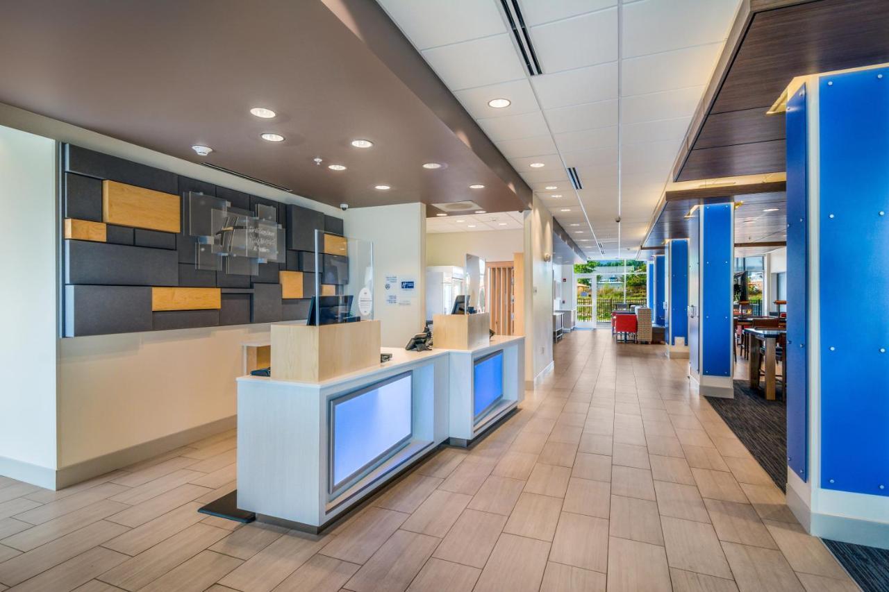 Holiday Inn Express & Suites - Asheboro By Ihg Екстер'єр фото