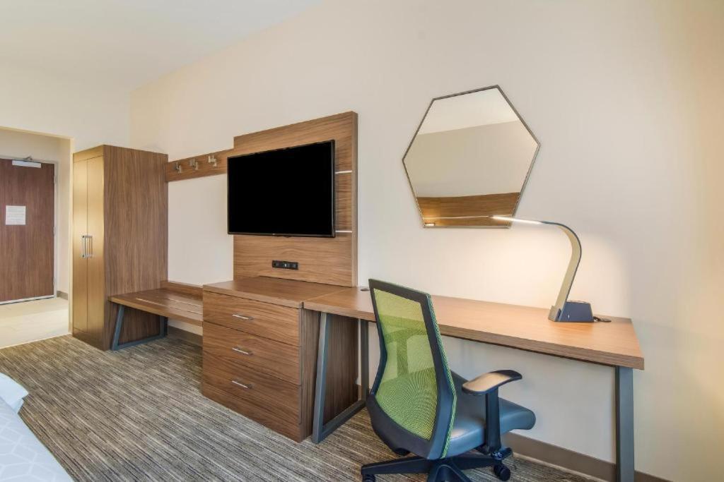 Holiday Inn Express & Suites - Asheboro By Ihg Екстер'єр фото